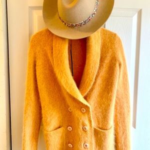 Angora Cozy, Chic gorgeous sweater small